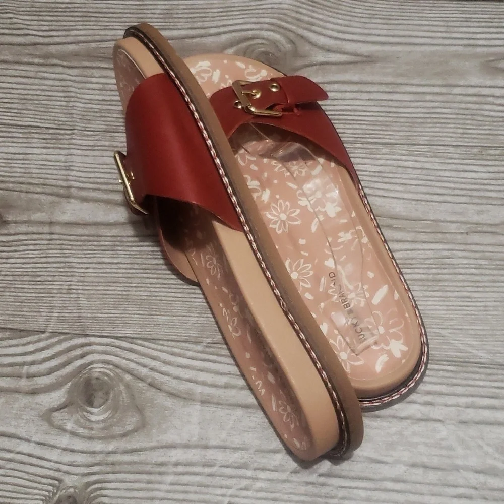 Lucky Brand red brick slide open toe flat mules sandals woman size 10 new